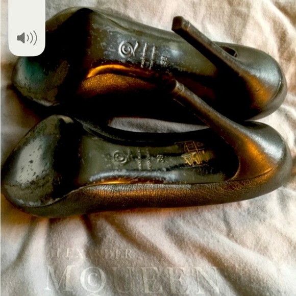 ALEXANDER MCQUEEN BLACK LEATHER GOLD DIAMOND SKULL Vintage Heels Pump Stilettos - Picture 3 of 8